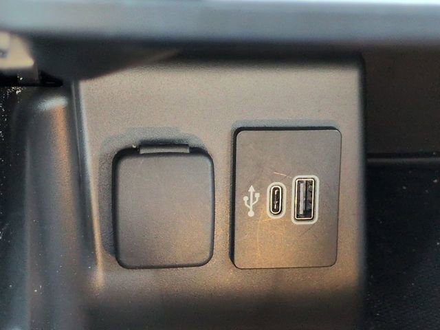 Certified 2025 Ford Explorer Platinum w/ LUX Leather Package image 23