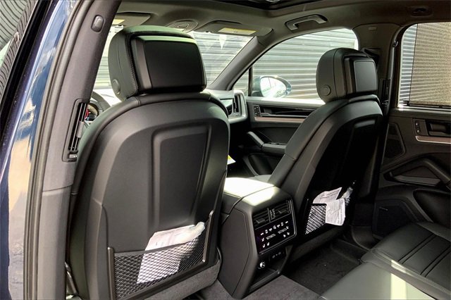 New 2026 Porsche Cayenne S image 26