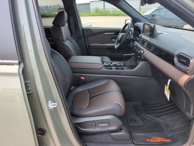 Used 2026 Honda Pilot TrailSport image 10