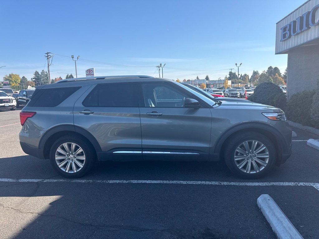 Used 2020 Ford Explorer Limited AWD/4WD image 3