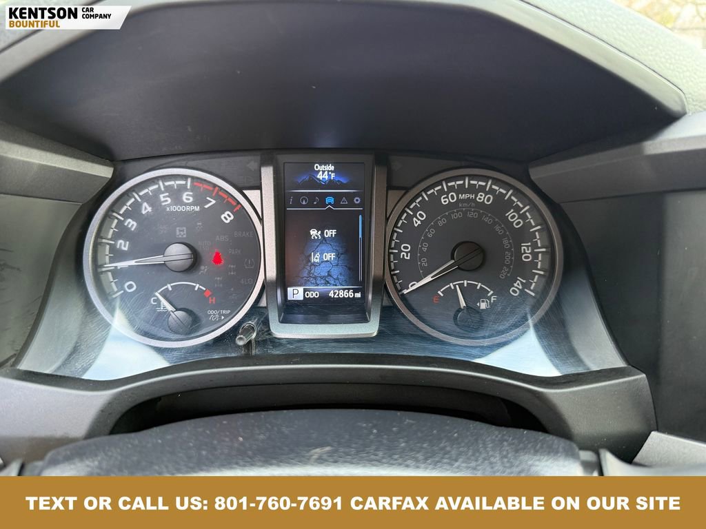 Used 2021 Toyota Tacoma TRD Off-Road image 16