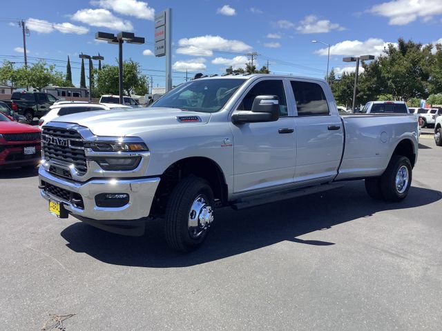 New 2026 RAM 3500 Tradesman AWD/4WD image 5