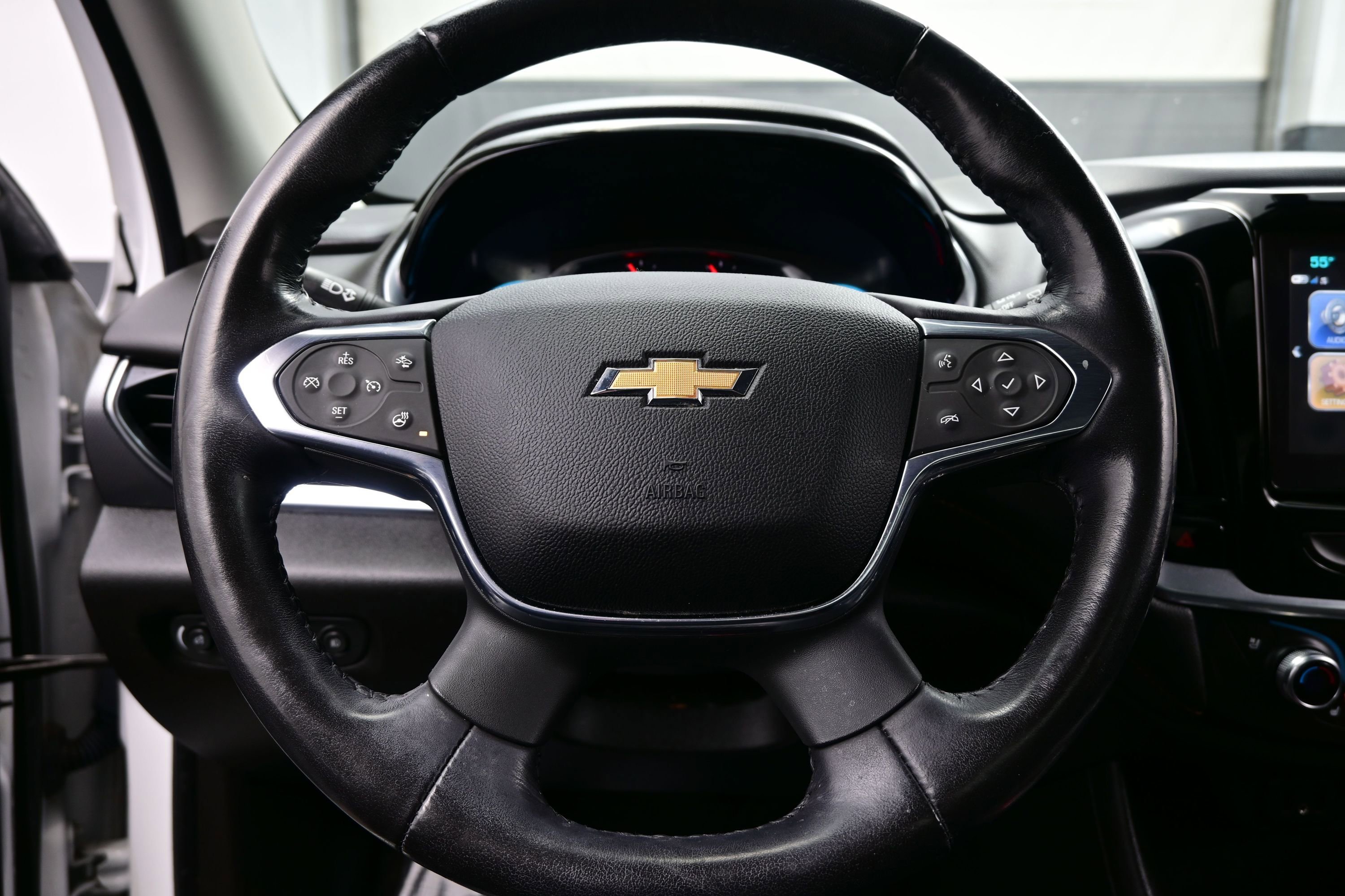 Used 2019 Chevrolet Traverse Premier w/ Redline Edition AWD/4WD image 27