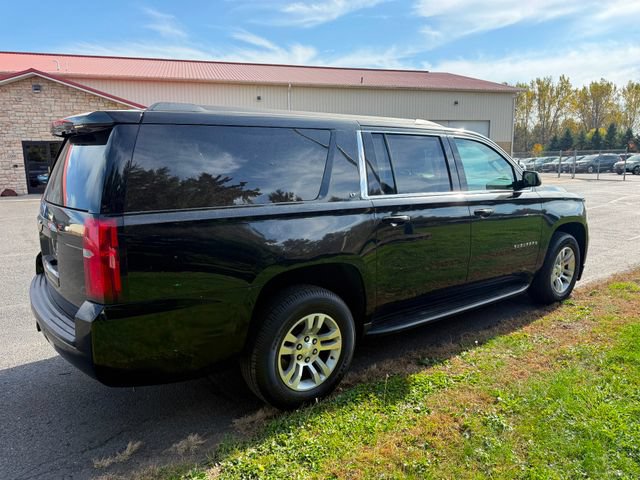 Used 2019 Chevrolet Suburban LT w/ Max Trailering Package AWD/4WD image 4