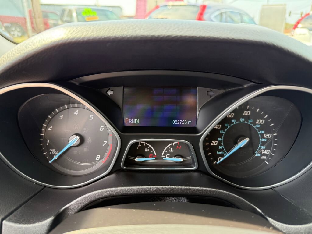 Used 2014 Ford Focus SE w/ SE Winter Package image 15