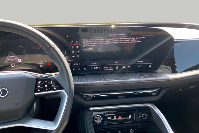 Used 2025 Audi Q5 Premium w/ Convenience Package AWD/4WD image 6