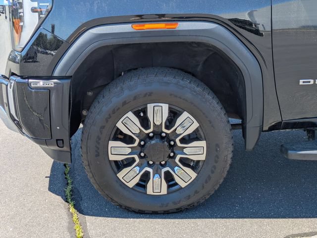 Used 2024 GMC Sierra 2500 Denali w/ Denali Reserve Package AWD/4WD image 10