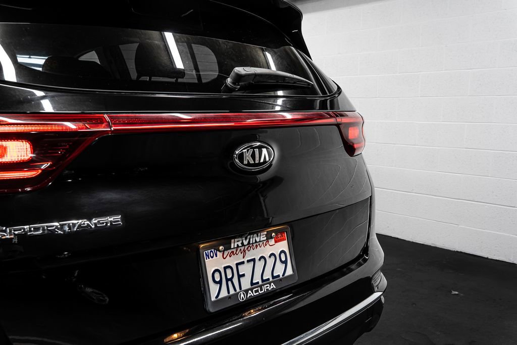 Used 2021 Kia Sportage LX image 16
