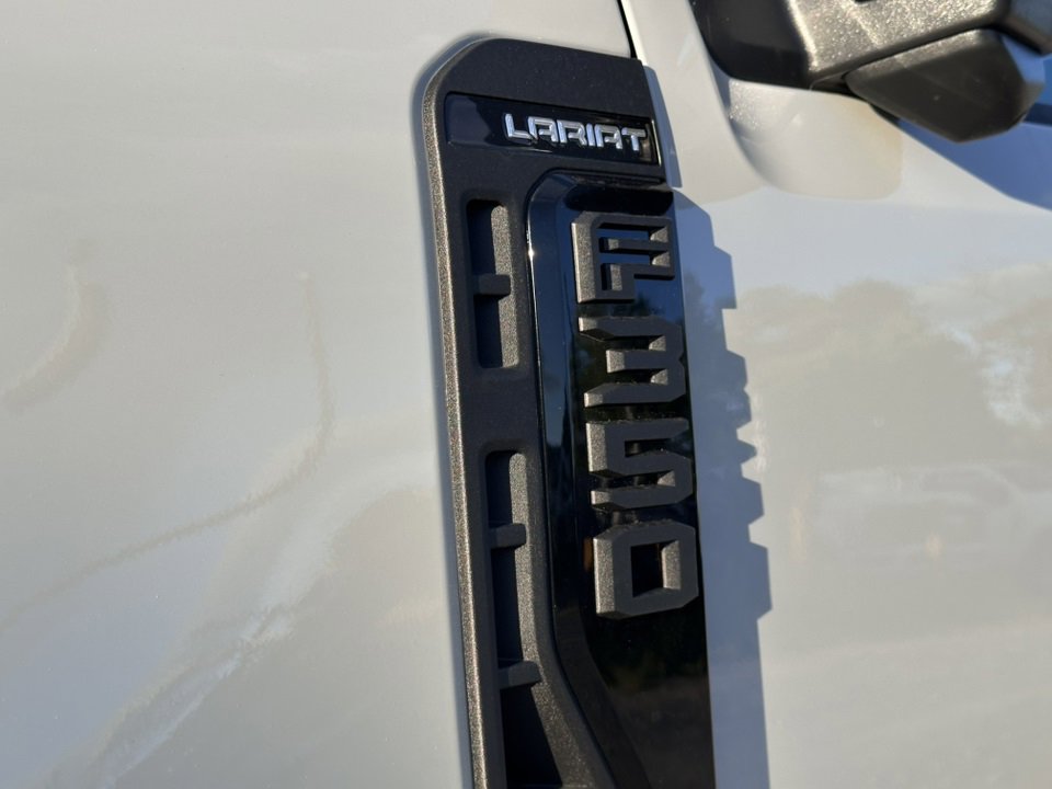 New 2025 Ford F350 Lariat w/ Lariat Ultimate Package image 16