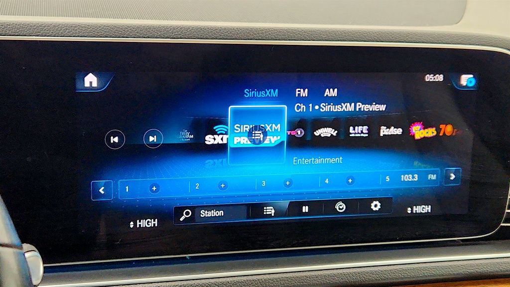 Used 2023 Mercedes-Benz GLE 350 4MATIC w/ 3rd Row Seat Package image 17