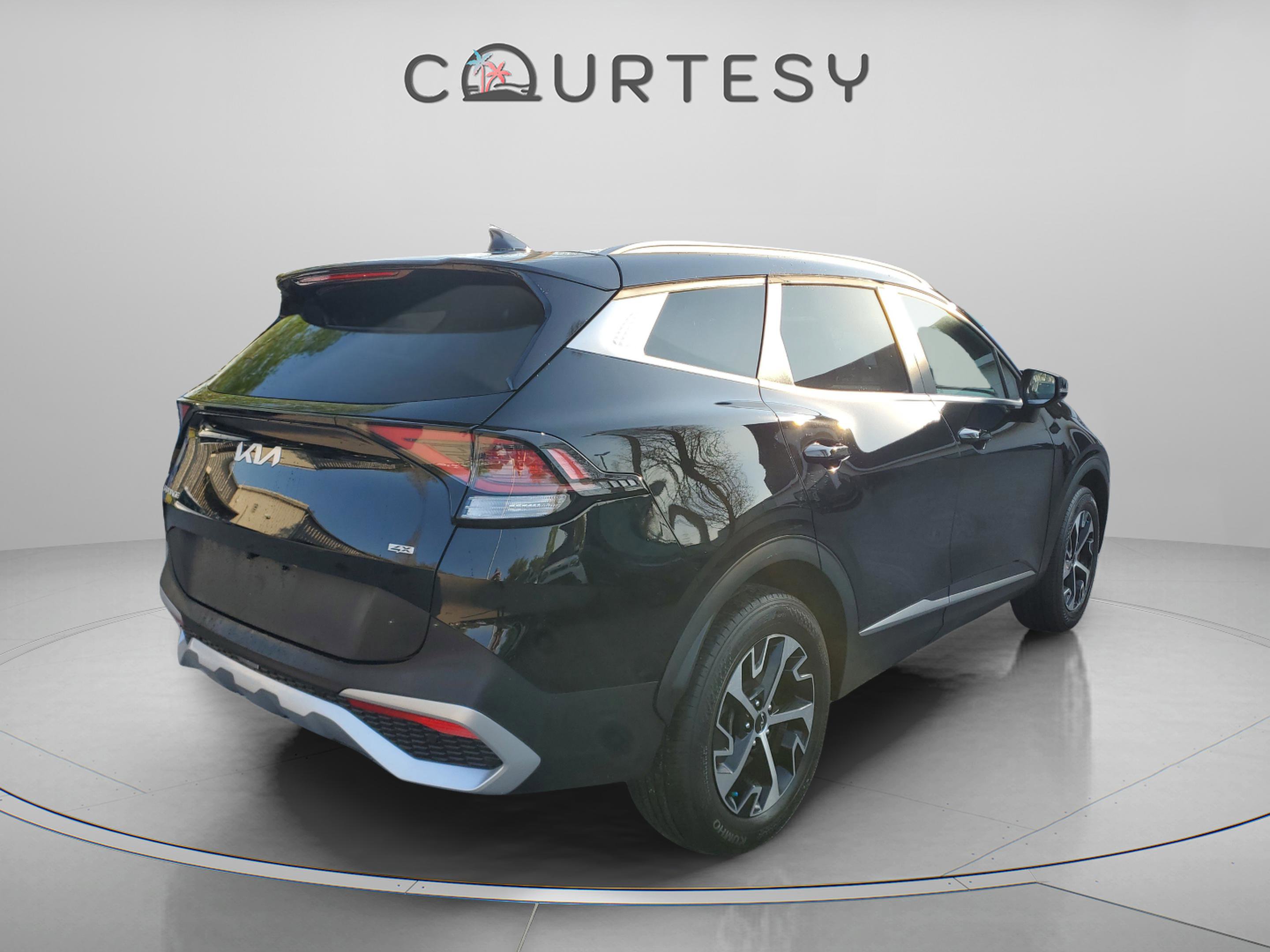 Certified 2023 Kia Sportage EX image 3