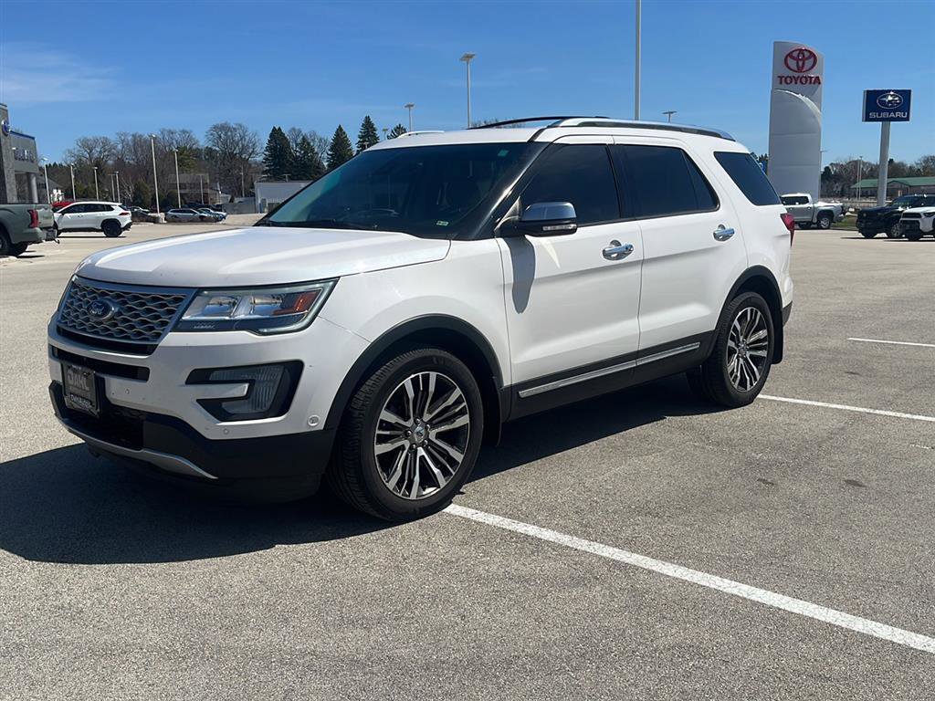 Used 2017 Ford Explorer Platinum image 21