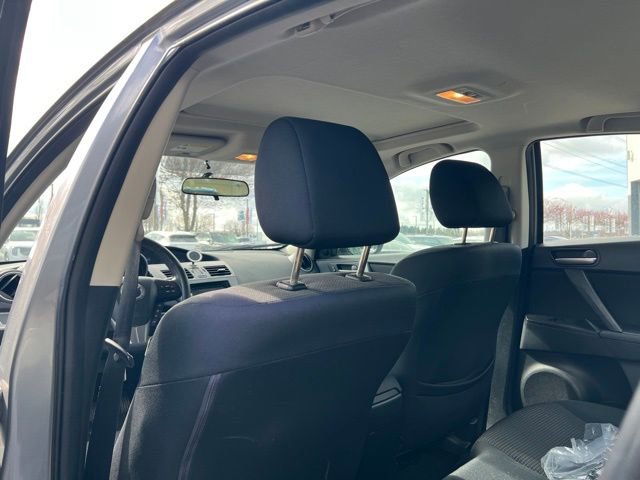 Used 2012 MAZDA MAZDA3 i Touring image 11