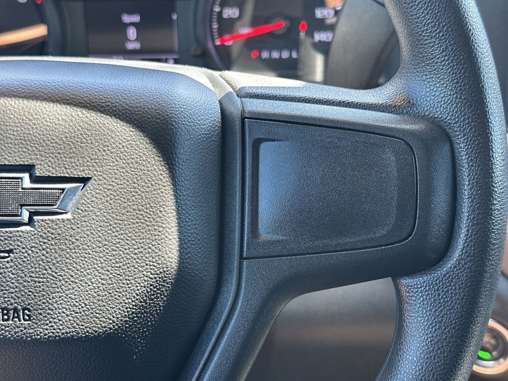 Used 2026 Chevrolet Silverado 1500 Custom Trail Boss AWD/4WD image 30