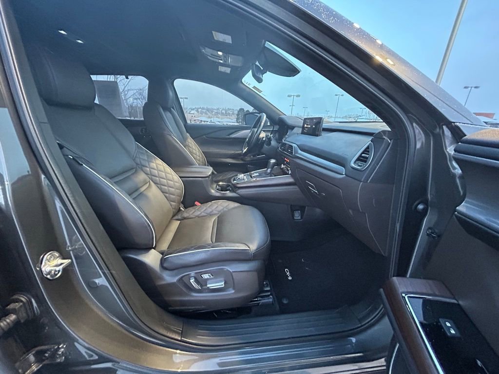 Used 2022 MAZDA CX-9 Signature image 32