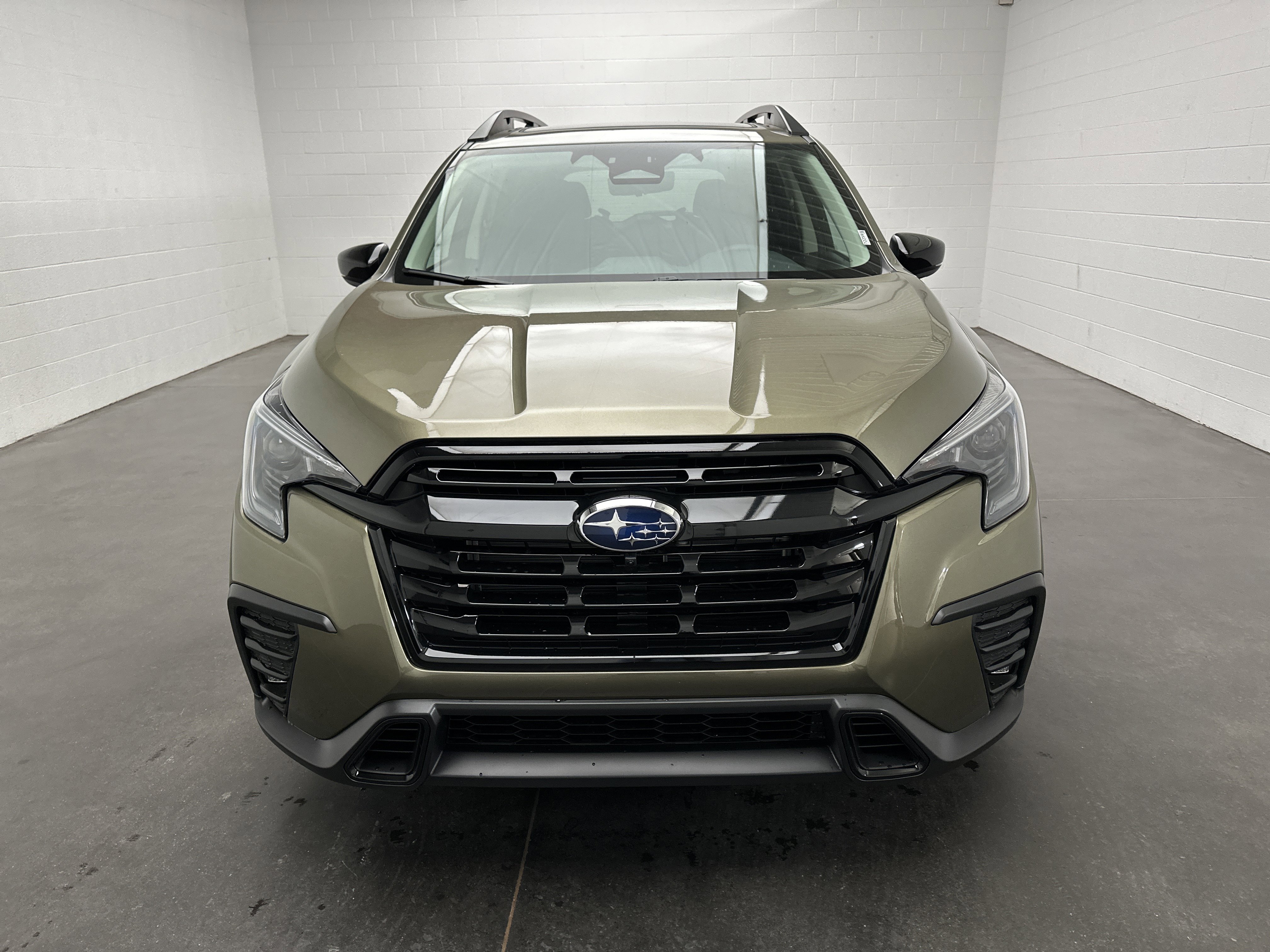 New 2025 Subaru Ascent Bronze Edition image 3