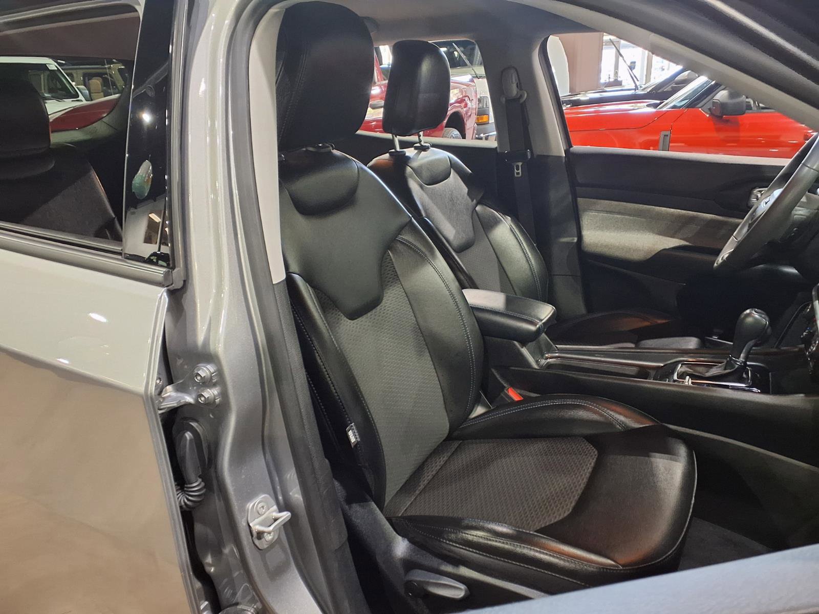 Used 2022 Jeep Compass Latitude AWD/4WD image 20