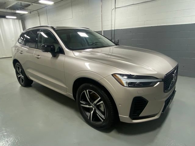 Used 2025 Volvo XC60 T8 Ultra w/ Climate Package AWD/4WD image 4