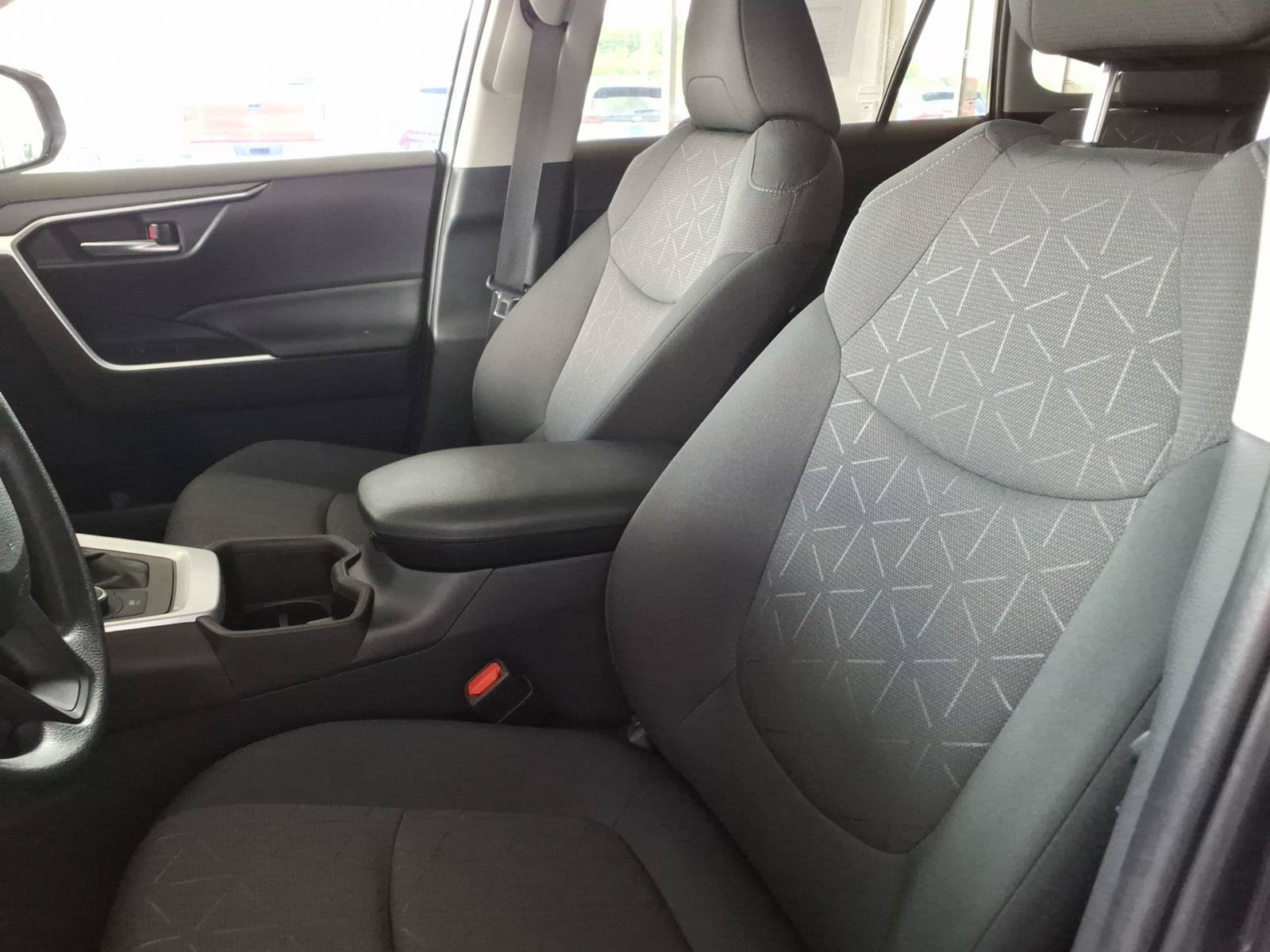 Used 2024 Toyota RAV4 XLE AWD/4WD image 10