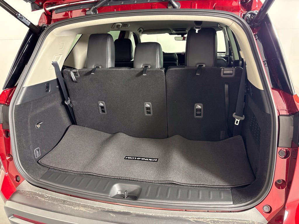 New 2026 Nissan Pathfinder SL FWD image 21