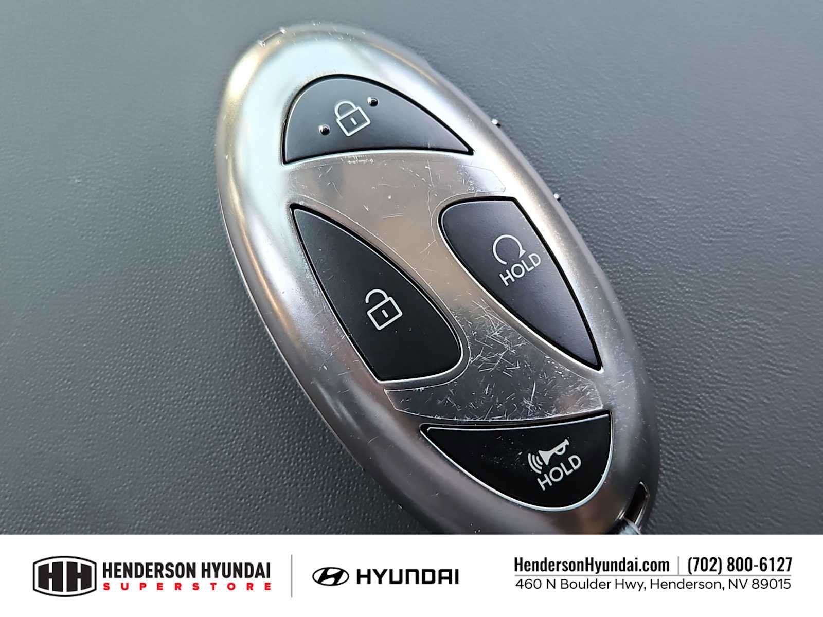 Used 2024 Hyundai Santa Fe Limited AWD/4WD image 34
