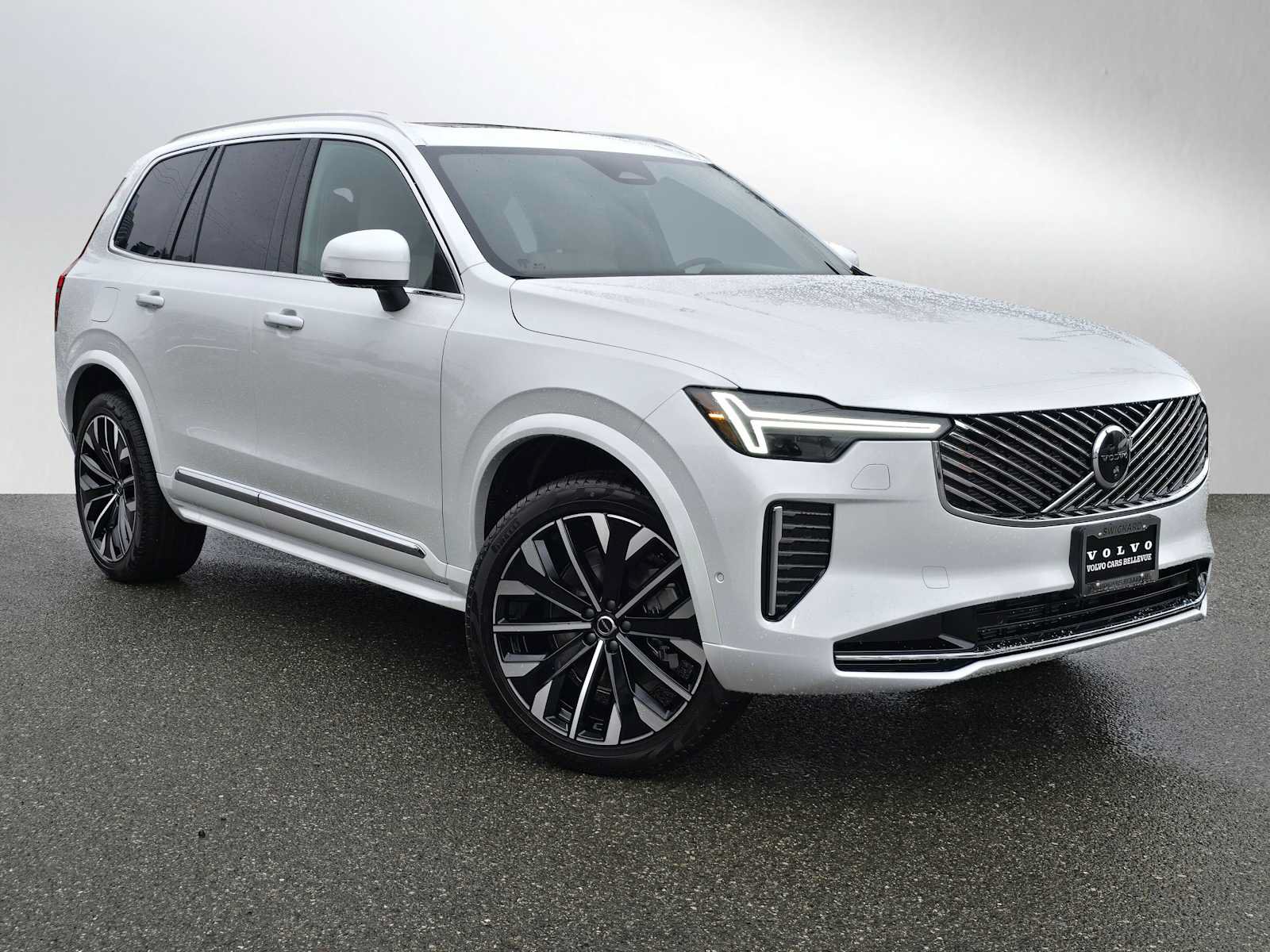 New 2026 Volvo XC90 B6 Plus w/ Protection Package Premier