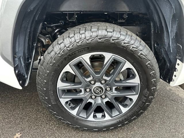 Used 2023 Toyota Tundra Limited image 13