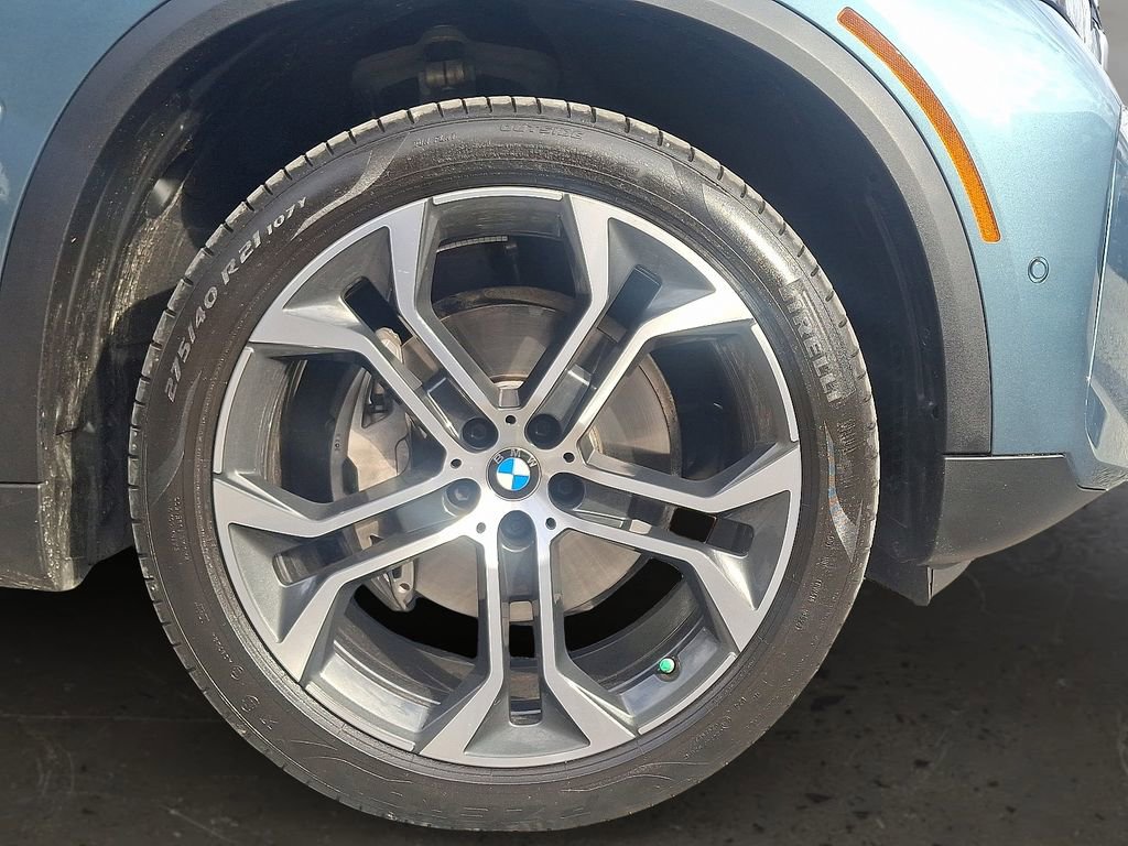 Certified 2025 BMW X5 xDrive40i w/ Premium Package image 9