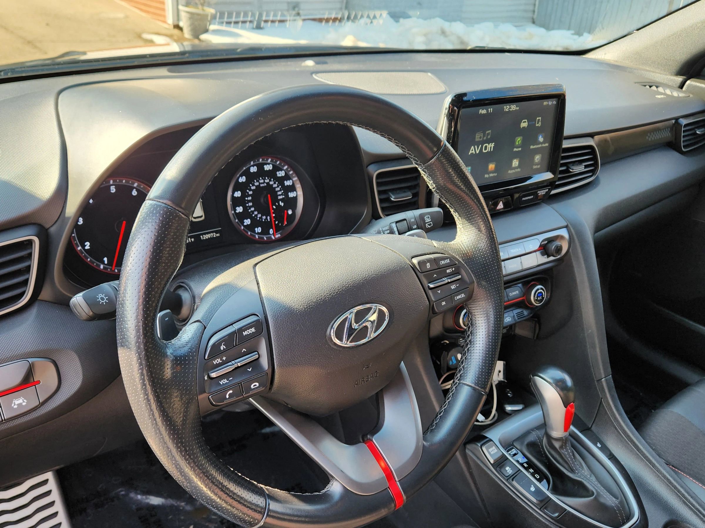 Used 2020 Hyundai Veloster Turbo image 22