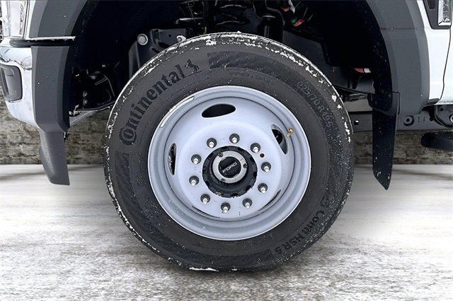 New 2025 Ford F550 XL w/ XL Chrome Package image 12