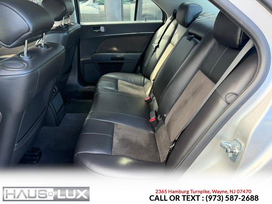 Used 2007 Cadillac STS V image 14