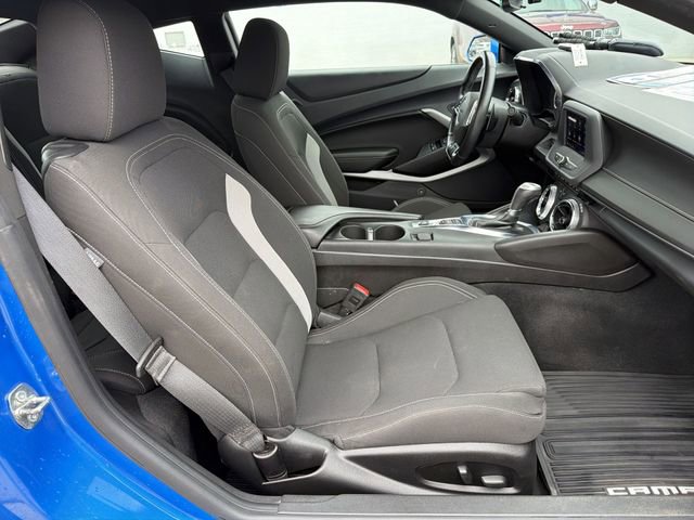 Certified 2024 Chevrolet Camaro LT image 25