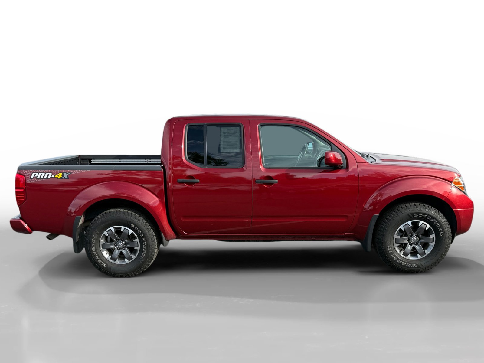 Used 2019 Nissan Frontier PRO-4X image 6