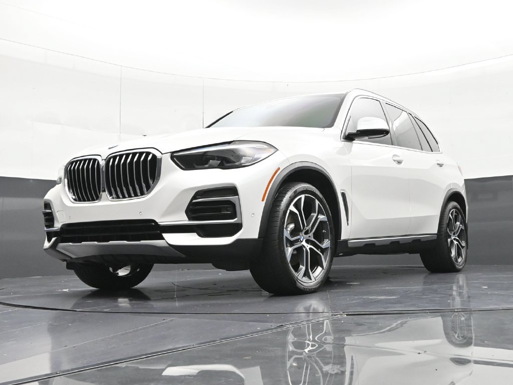 Used 2023 BMW X5 sDrive40i w/ Parking Assistance Package RWD image 24