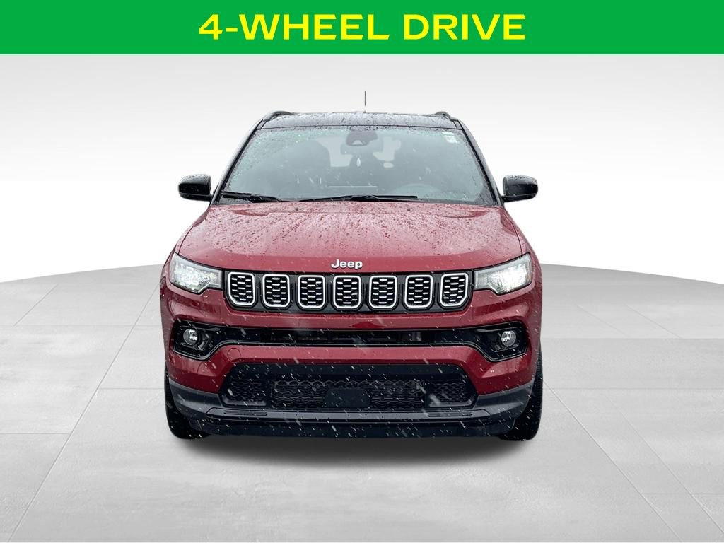 Used 2025 Jeep Compass Limited image 3
