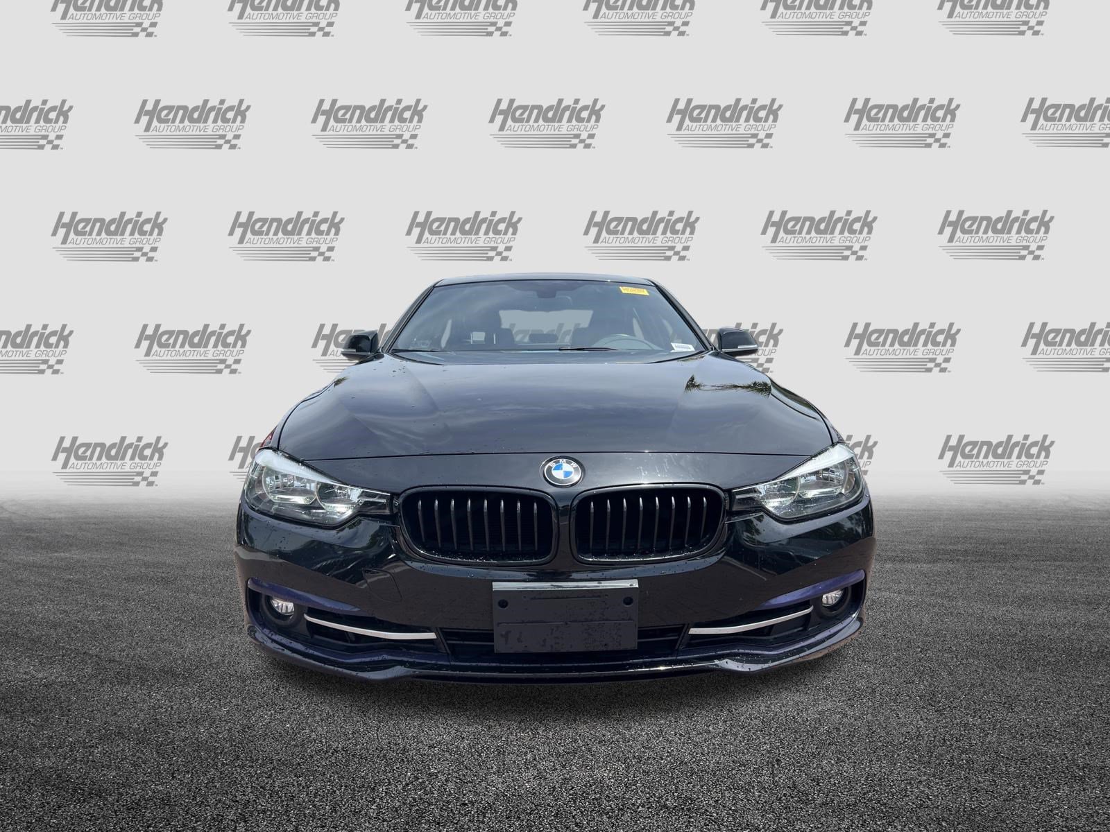 Used 2016 BMW 328i xDrive Sedan AWD/4WD image 3