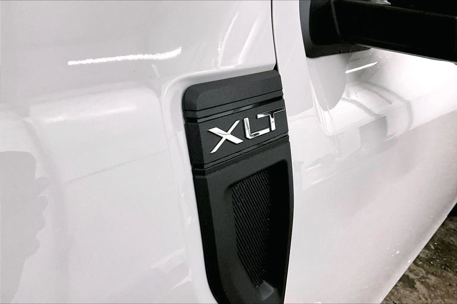 New 2025 Ford Maverick XLT w/ 4K Tow Package image 13