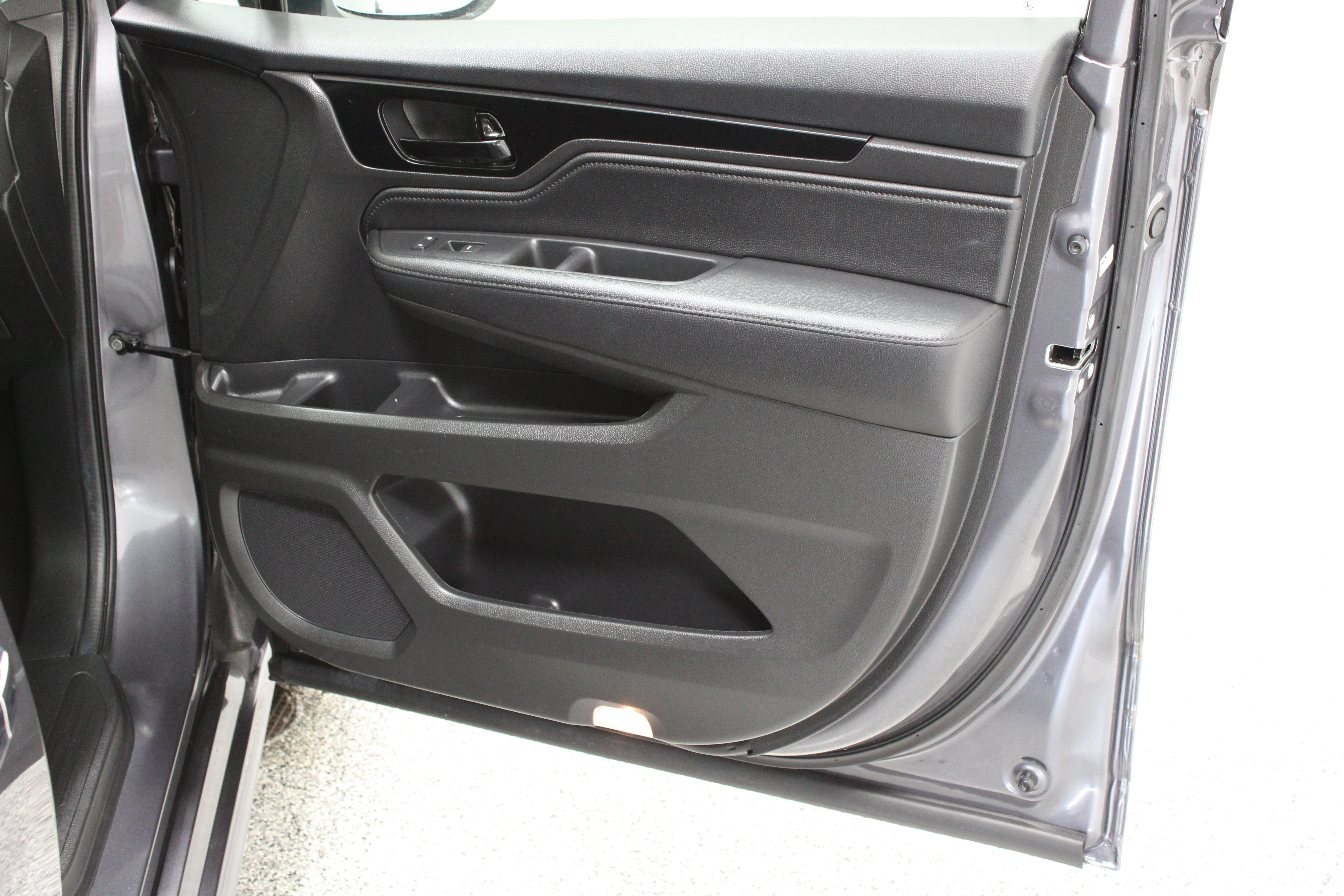 Used 2024 Honda Odyssey Touring image 39
