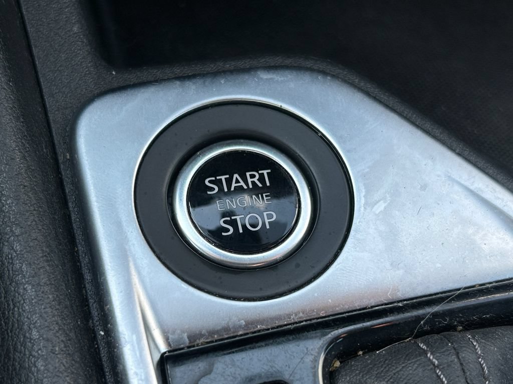 Used 2024 Nissan Sentra SV FWD image 25