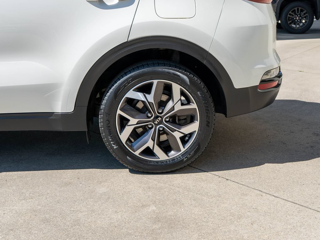 Used 2020 Kia Sportage EX w/ Option Group 15 AWD/4WD image 31