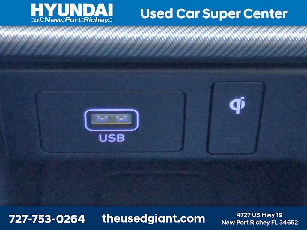 Used 2024 Hyundai Palisade SEL w/ Premium Package FWD image 22