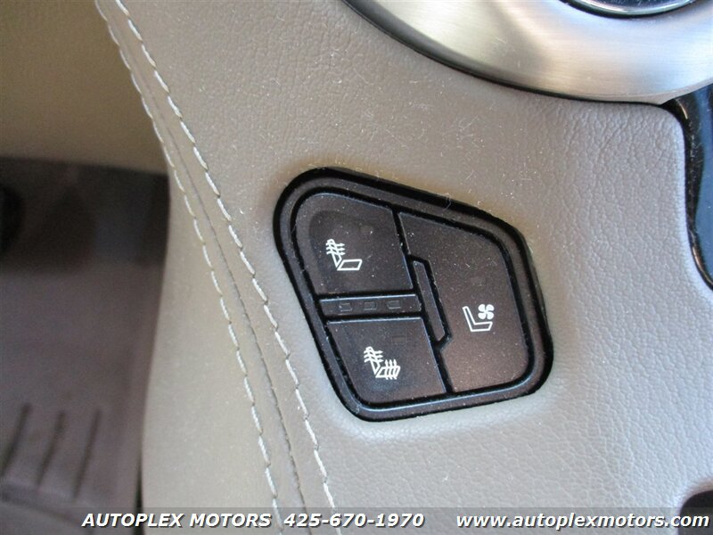 Used 2019 GMC Yukon XL SLT image 33