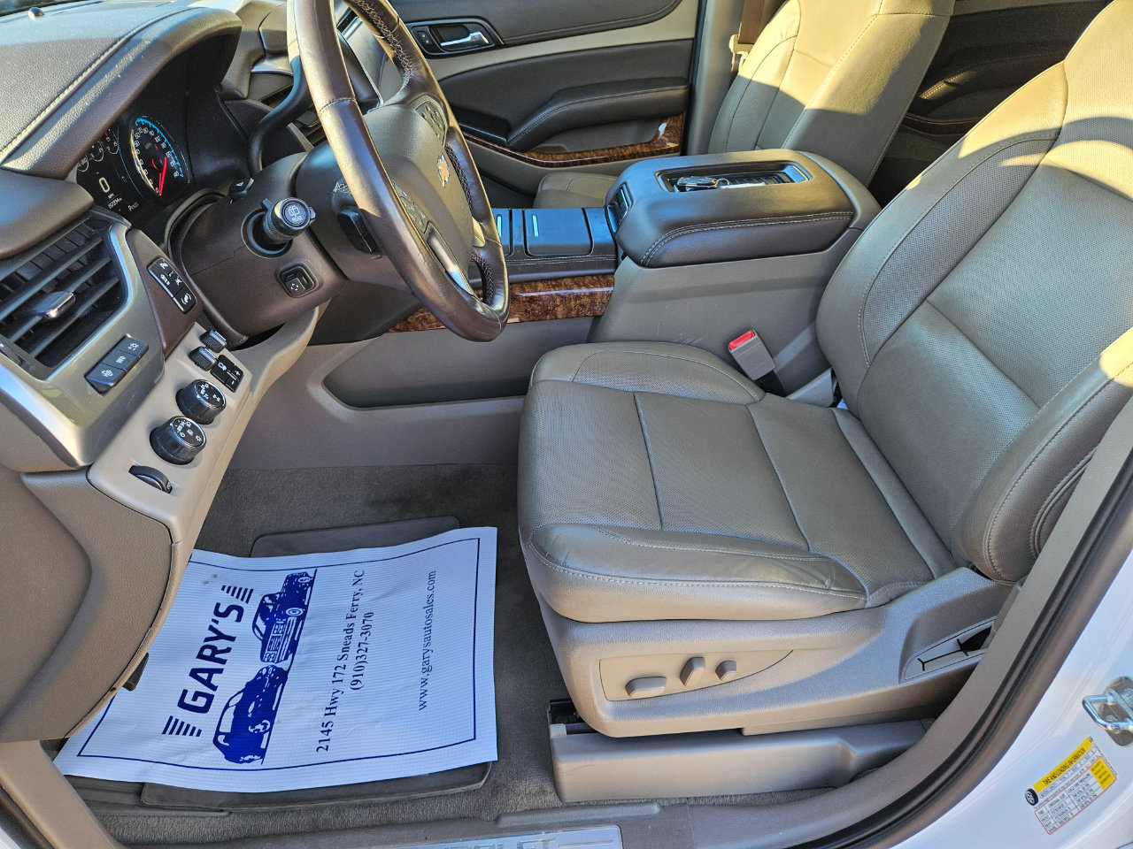 Used 2020 Chevrolet Suburban Premier image 12