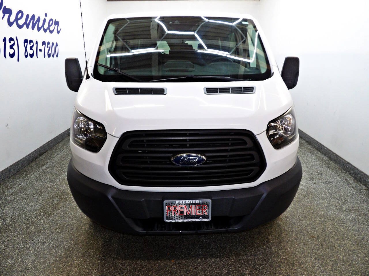 Used 2018 Ford Transit 350 XL RWD image 2
