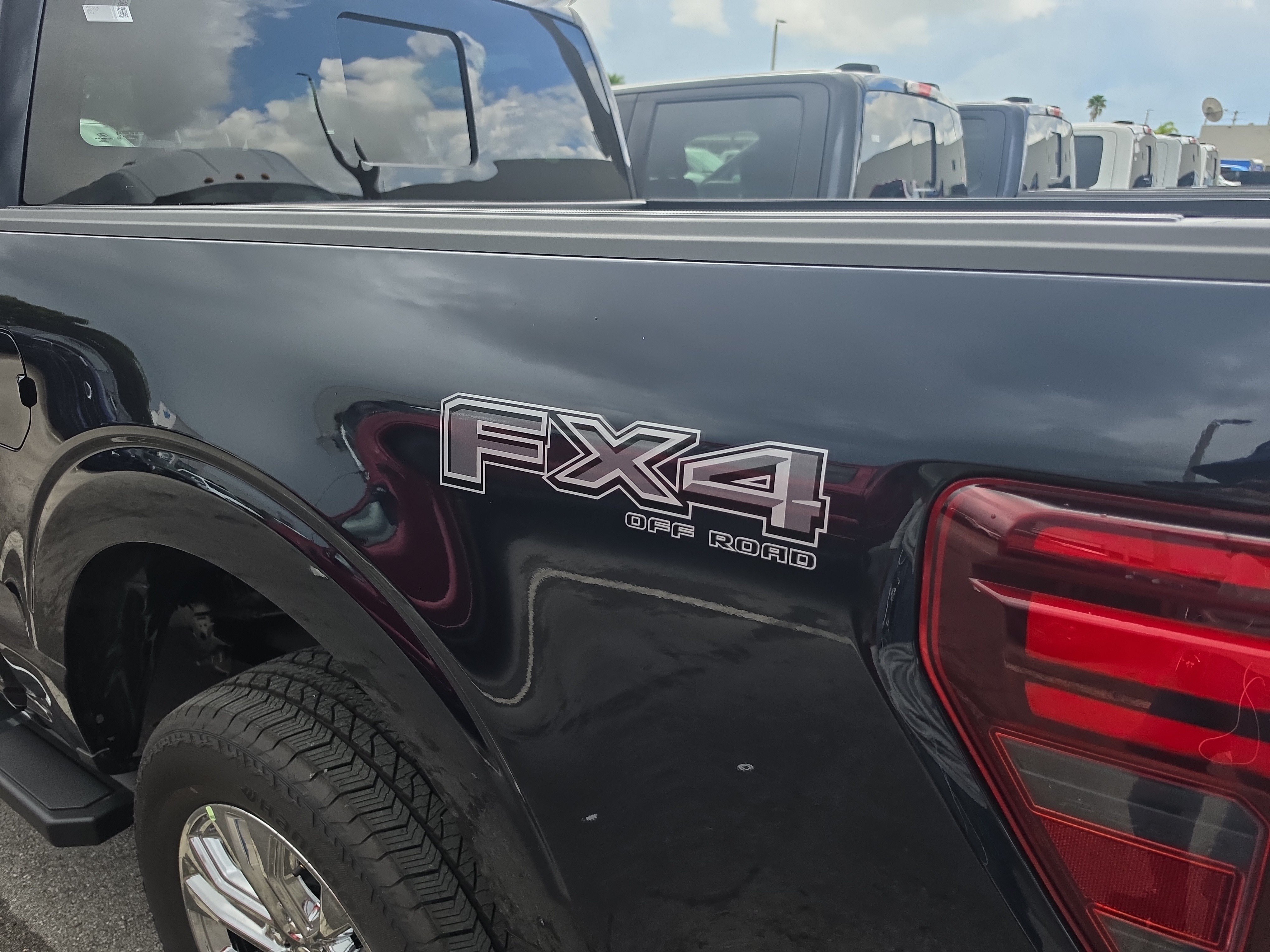 New 2026 Ford F150 Lariat w/ Equipment Group 502A High AWD/4WD image 6