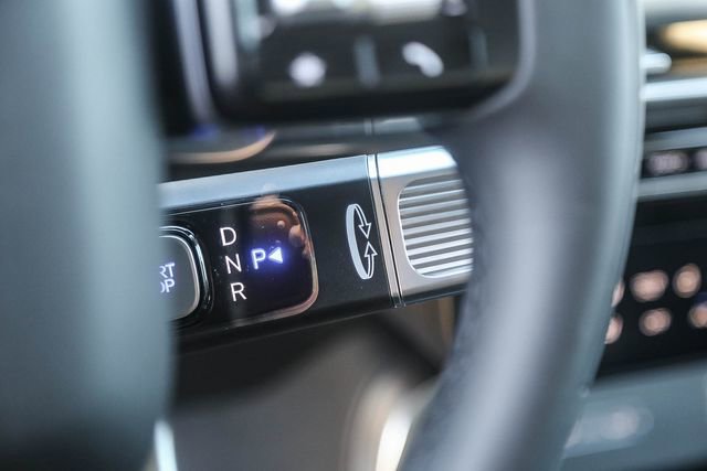 New 2026 Hyundai Ioniq 9 Calligraphy w/ Tow & Go Package AWD/4WD image 23