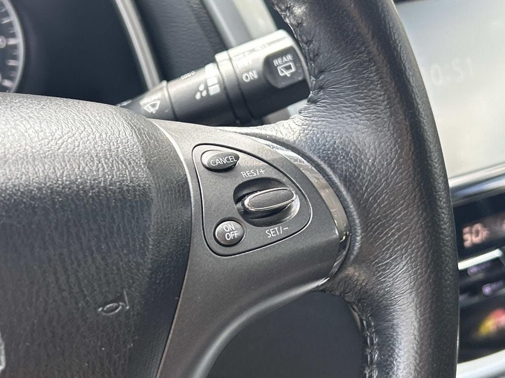 Used 2019 Nissan Murano SV AWD/4WD image 23