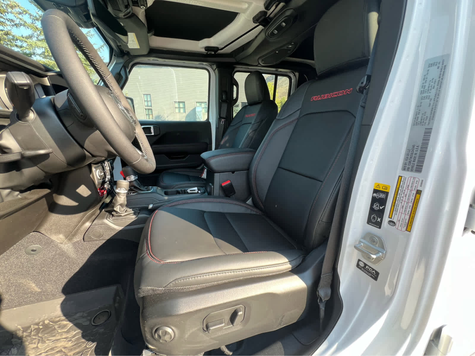 New 2025 Jeep Gladiator Rubicon image 19