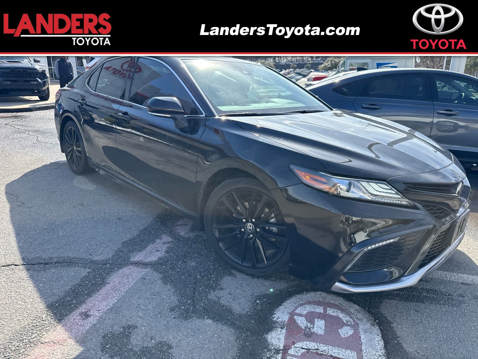 Used 2022 Toyota Camry XSE image 1