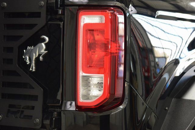 Used 2022 Ford Bronco 4-Door image 16